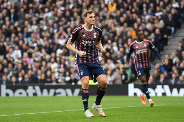 在首发选择 在首发选择